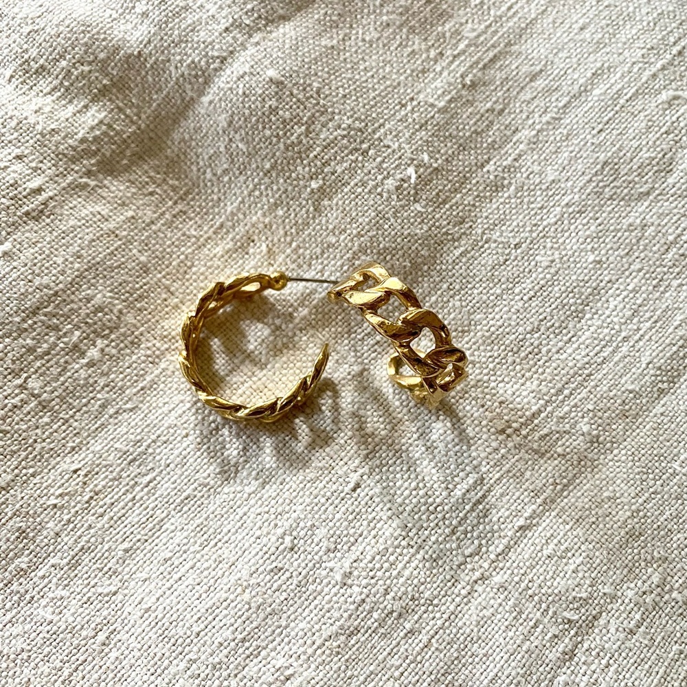 Garmentory Gold Chain Link Hoop Earrings